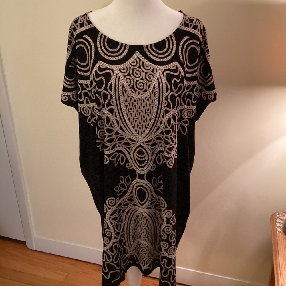 Bou Jeloud black pattern dress size Large